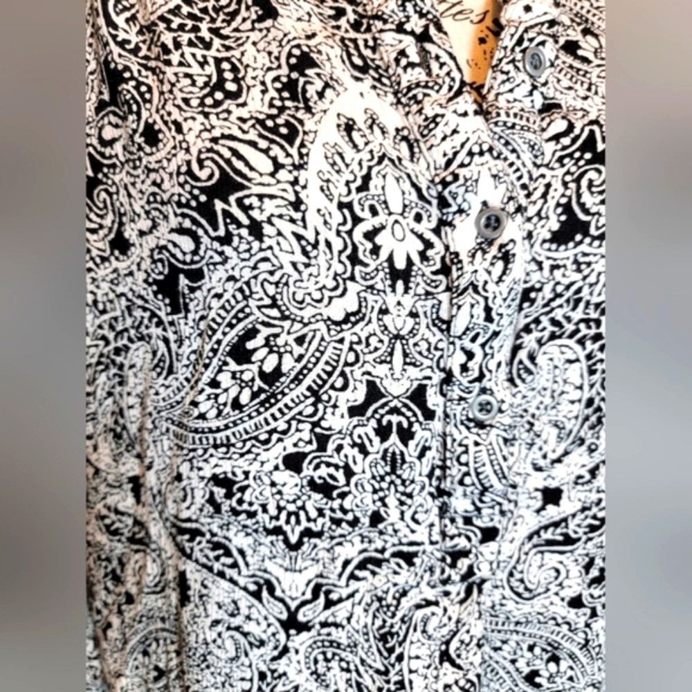 Nine West Monochrome Paisley Blouse - Picture 5 of 8